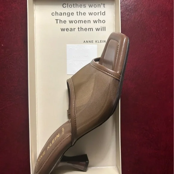 Favorite Brown Kitten Heels Brown Mesh Sandals AK Size 8 NEW IN BOX SOLDOUT NWT - Picture 8 of 16